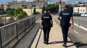 Puñetazos, manotazos y mordiscos: la brutal agresión de dos mujeres para robar un móvil