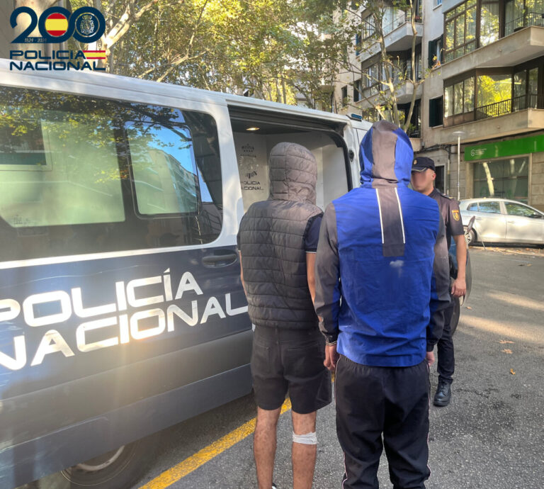 Los dos detenidos