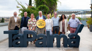 Grupo de colaboradores del Club TaPalma en un evento gastronómico