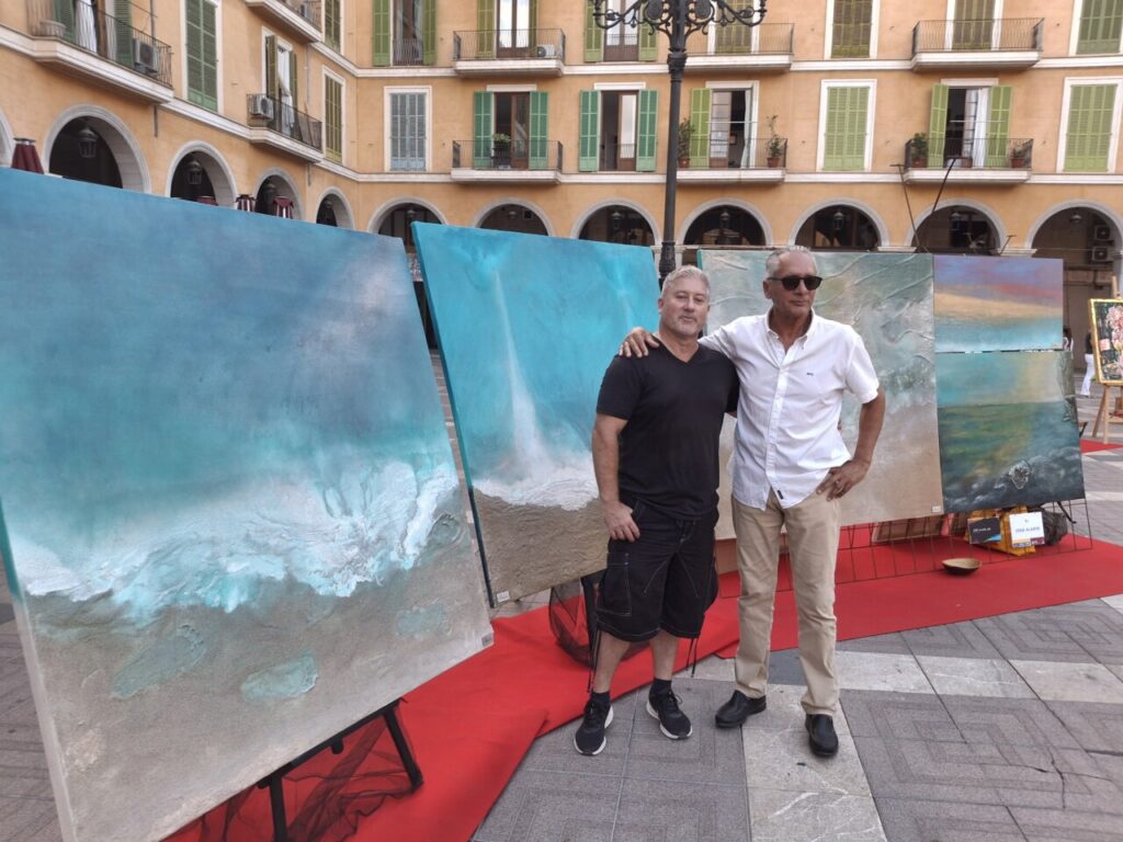 visitando exposiciones de la Nit de l'Art 3