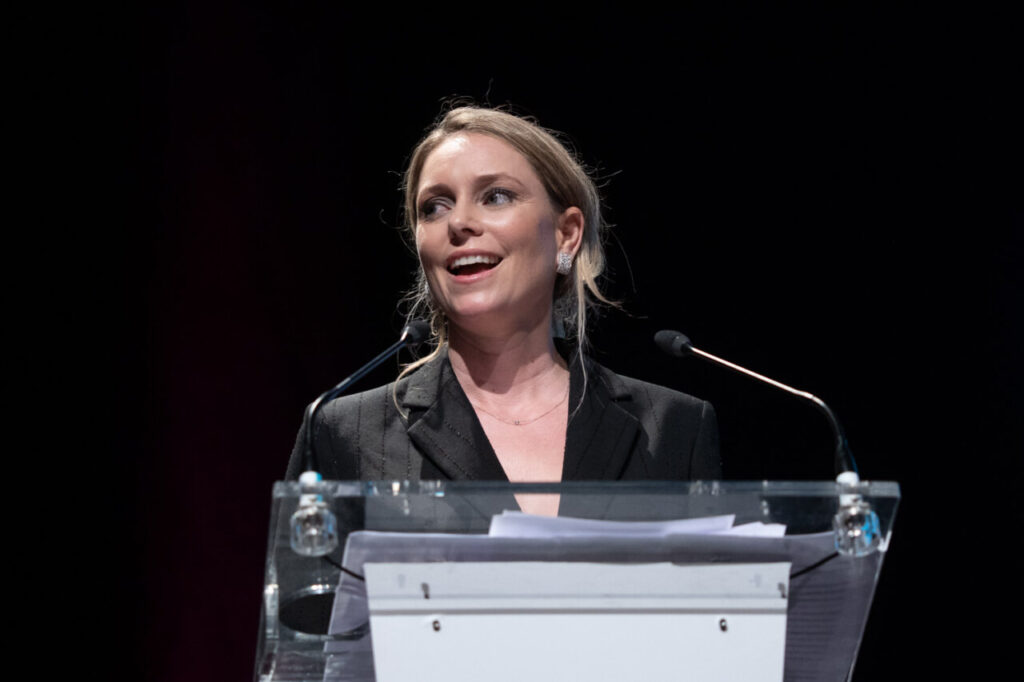 Ingrid García Jonsson hablando en la gala inaugural del festival de cine