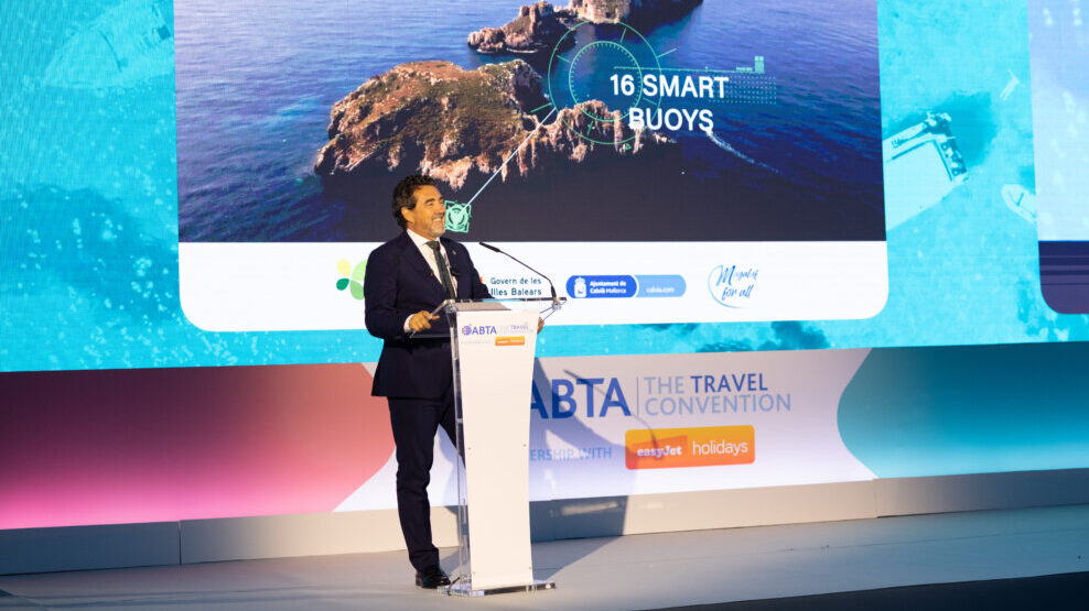 Calvi&agrave; defiende la convivencia y el modelo de turismo sostenible en la convenci&oacute;n de ABTA