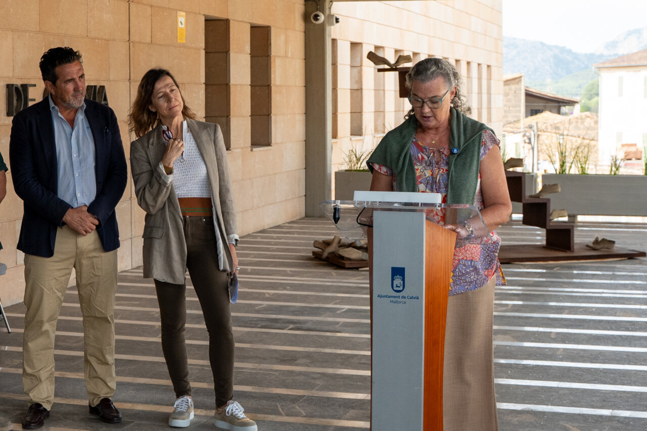 Mujeres en un evento sobre literatura en Calvià