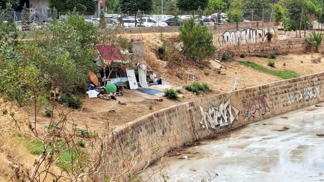 Chabola en Sa Riera, un asentamiento precario junto al agua.