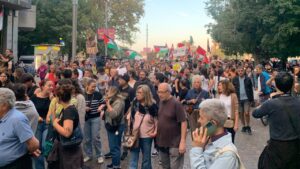 Multitud de personas en la concentración a favor de Palestina en Palma