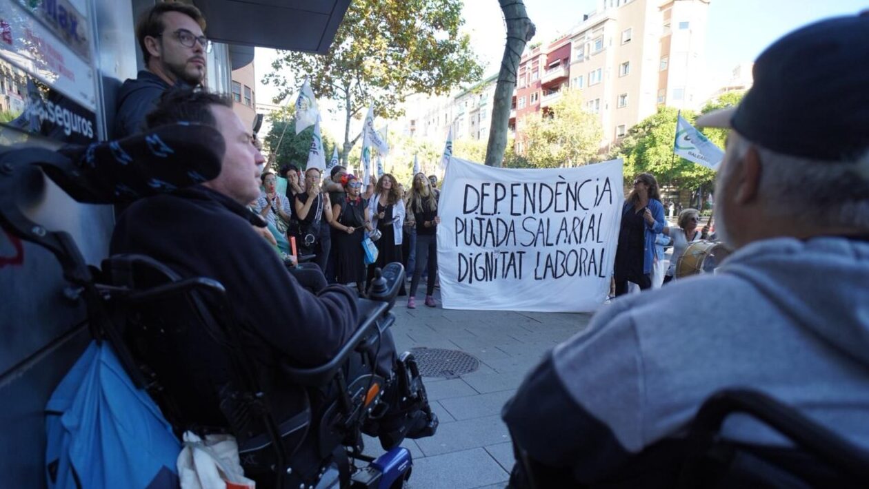 Concentraci&oacute;n de trabajadores en el Tamib por mejoras laborales