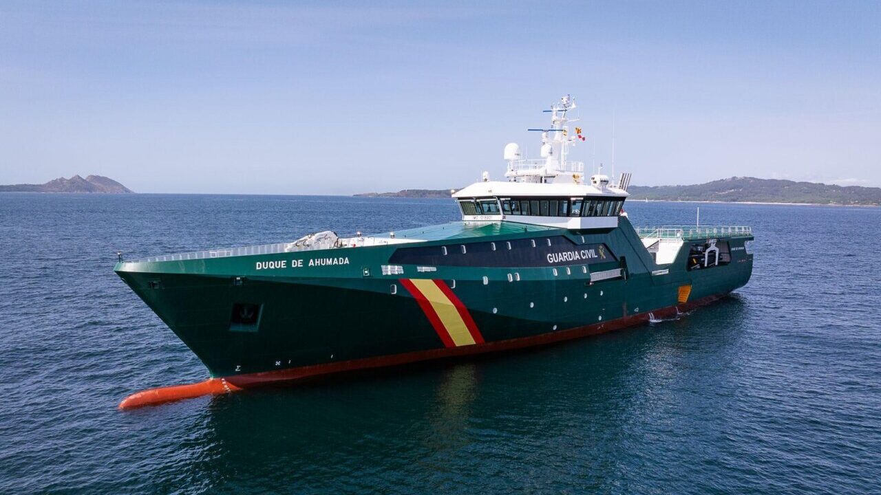 Puertas abiertas en Palma para visitar el Duque de Ahumada, el buque más moderno de la Guardia Civil