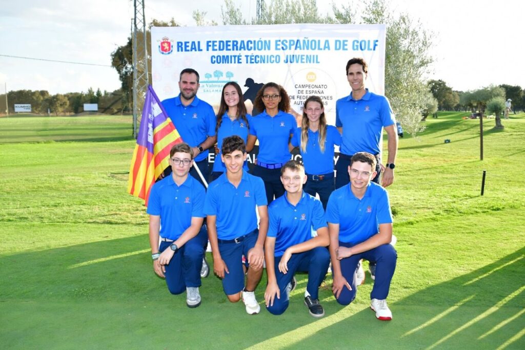 Equipo balear de golf infantil en el campeonato de España
