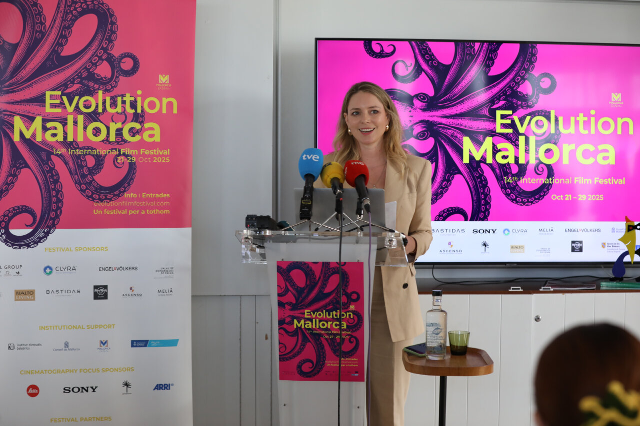 Presentadora en el Evolution Mallorca International Film Festival 2025