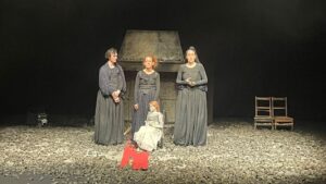 Actrices en escena durante la FIET de Vilafranca 2025