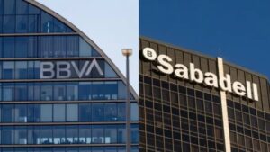 Edificios de BBVA y Sabadell en una imagen conjunta