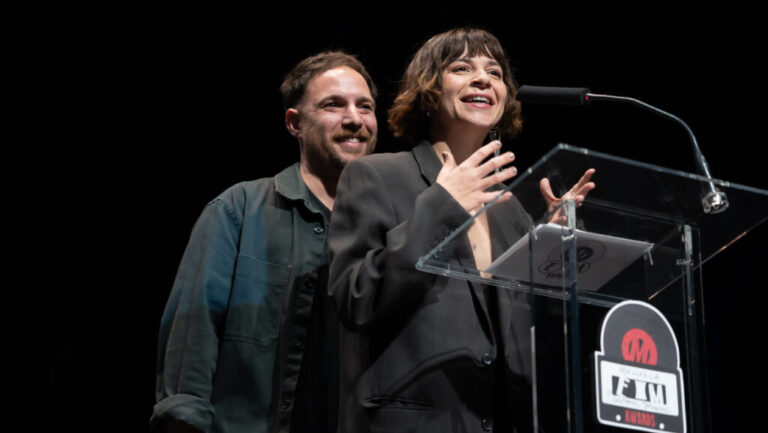 Presentadores en la gala de los MEM Awards 2025 en Palma.