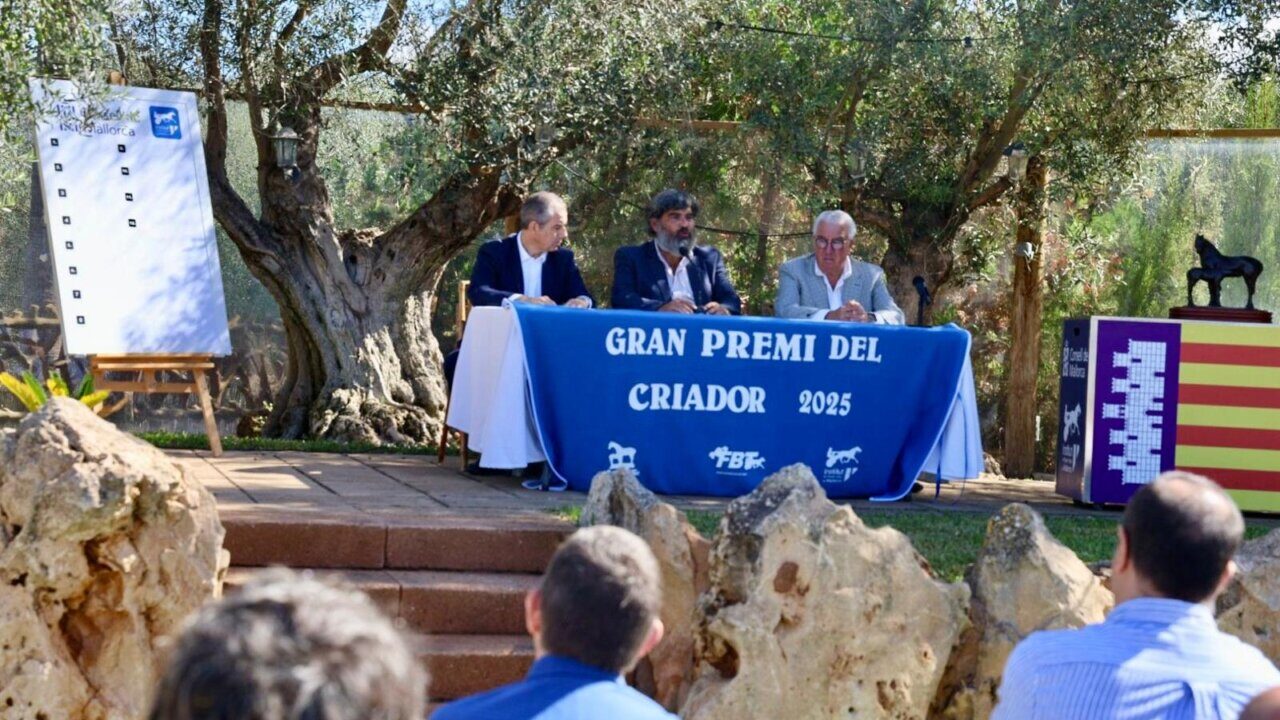 Presentaci&oacute;n del Gran Premi del Criador 2025 en Mallorca con ponentes