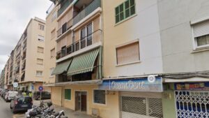 Herido grave tras precipitarse desde un quinto piso en Son Gotleu