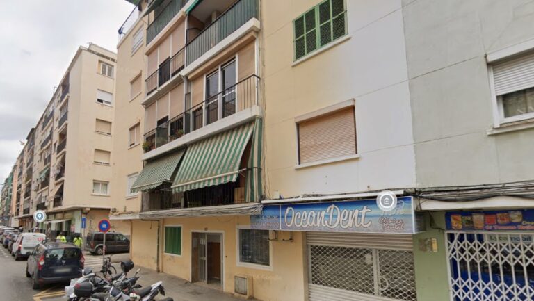 Herido grave tras precipitarse desde un quinto piso en Son Gotleu