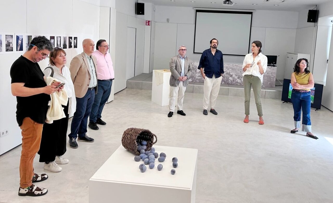 Inauguraci&oacute;n de la University Art Biennial en Inca