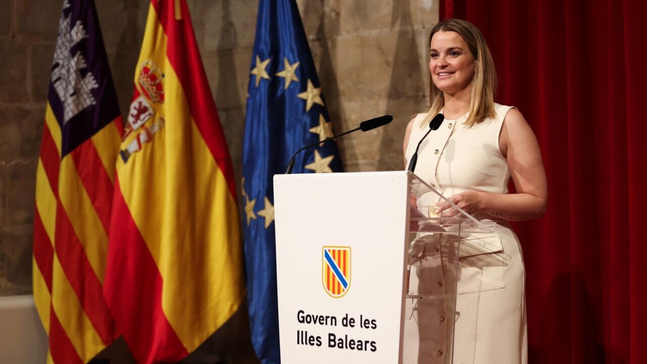 Marga Prohens durante su discurso en el D&iacute;a de la Hispanidad