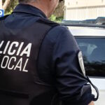 A botellazos y manotazos: una mujer enloquece en un bar de Palma