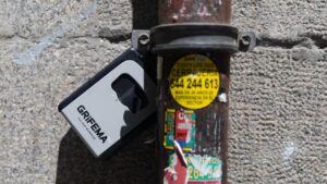 Multados con más de 300.000 euros varios pisos de alquiler turístico ilegal en un edificio de Palma