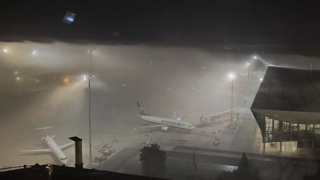 La niebla provoca retrasos generalizados en el aeropuerto de Palma