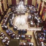 Vista del Parlament balear durante un debate sobre la ley de memoria democrática.