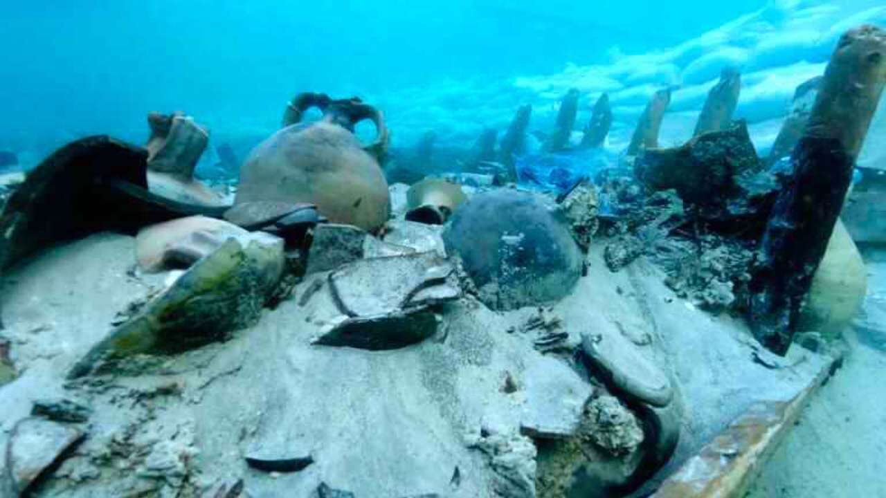 Imagen del pecio de ses Fontanelles bajo el agua