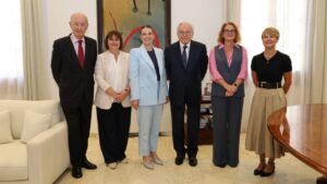 Marga Prohens y Isidro Fainé en reunión sobre acción social en Baleares