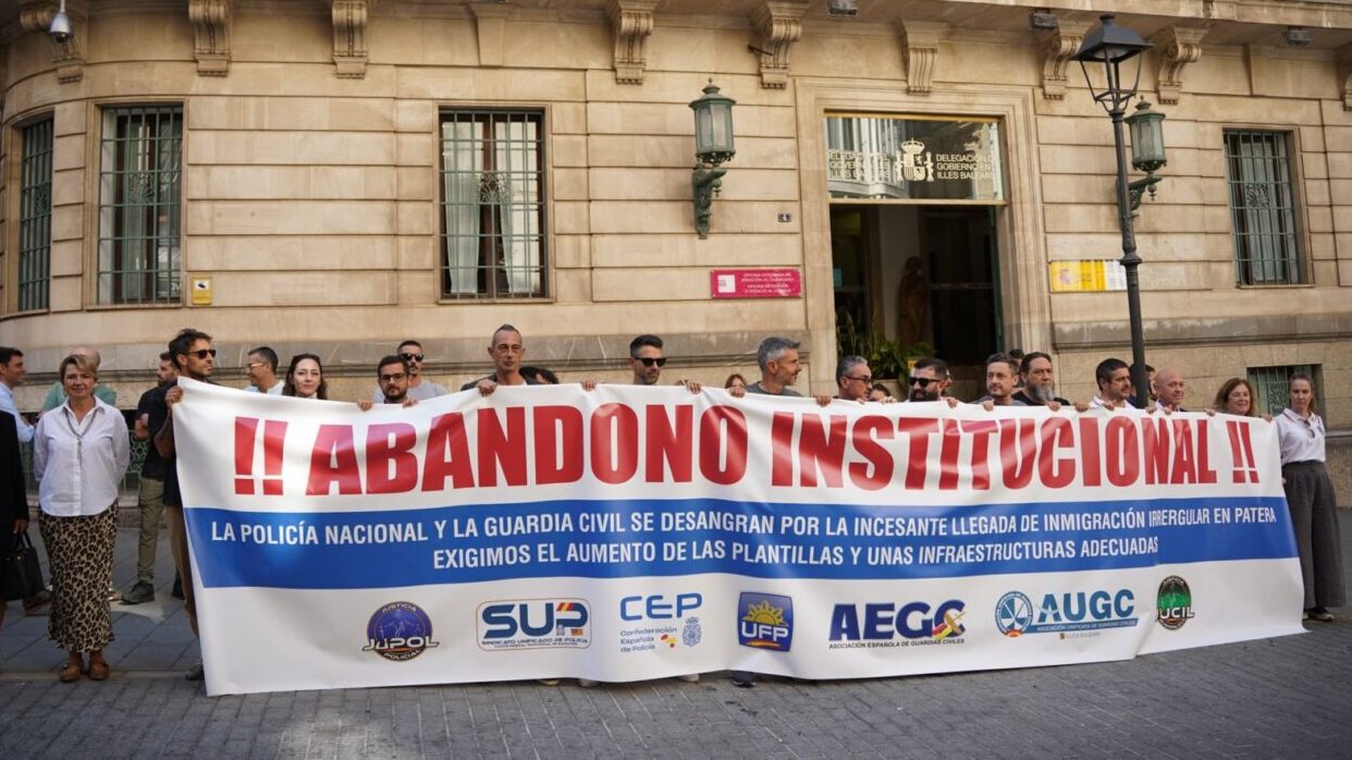 Denuncian la falta de 300 policías nacionales y 500 guardias civiles en Baleares