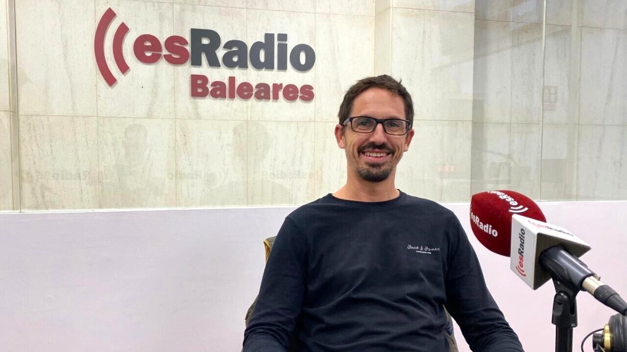 Toni Vallcaneras en esRadio Baleares hablando sobre su equipo ciclista.