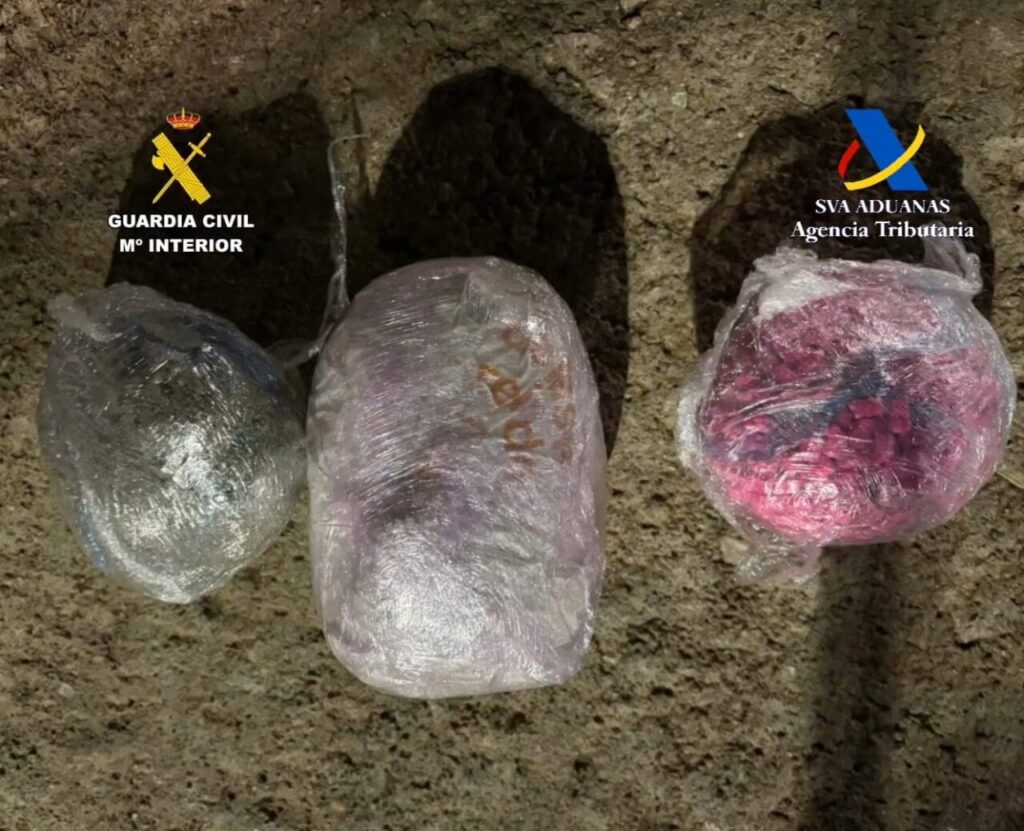 Paquetes de drogas confiscados en el puerto de Palma