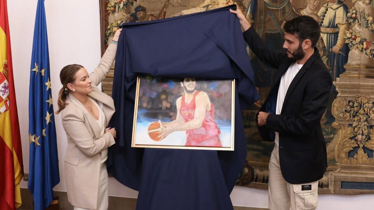 Ceremonia de homenaje a &Aacute;lex Abrines en el Consolat de la Mar