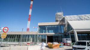N&oacute;minas en negro y jornadas fantasma en obras del aeropuerto de Palma