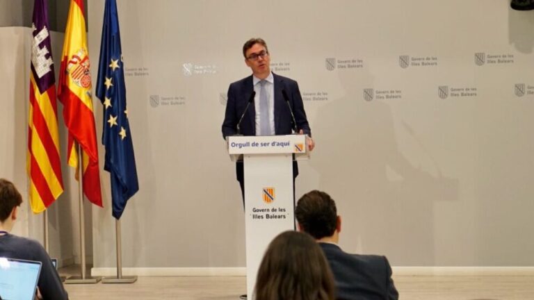 Antoni Costa durante una rueda de prensa sobre negociaciones presupuestarias