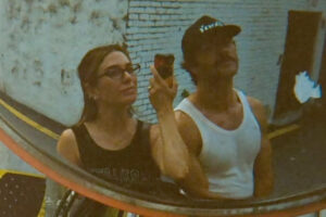 Blanca Suárez y Javier Rey tomando un selfie en Corea