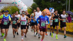 Corredores participando en la Cursa del Siurell en Marratxí