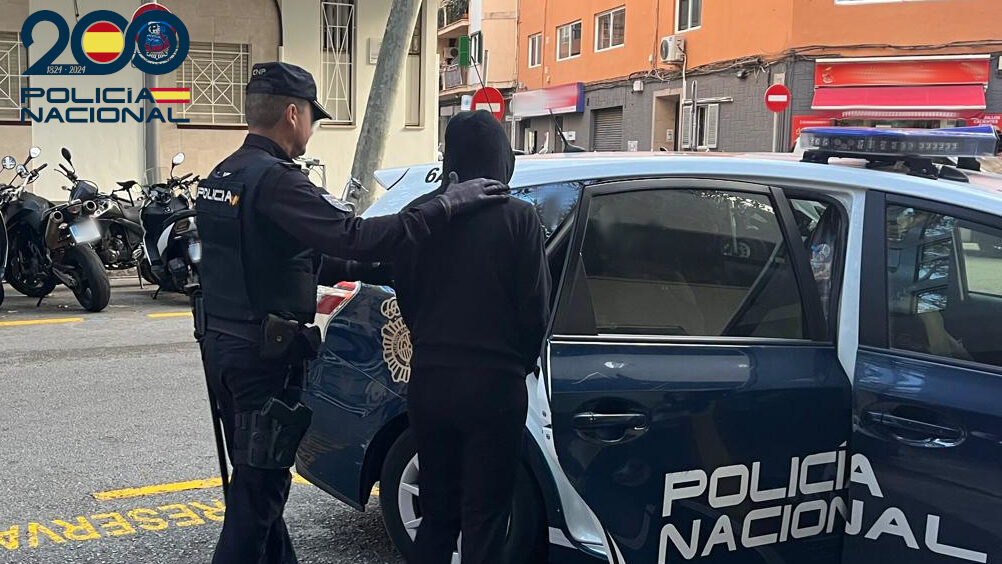 De la amistad al timo: detenida una mujer por estafar 50.000 euros a un hombre