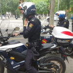 Empezó pidiéndole un cigarro y acabó detenido tras robarle 6.000 euros y el móvil