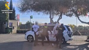 Detenidos por robo en un supermercado de s'Arenal con presencia de la Guardia Civil
