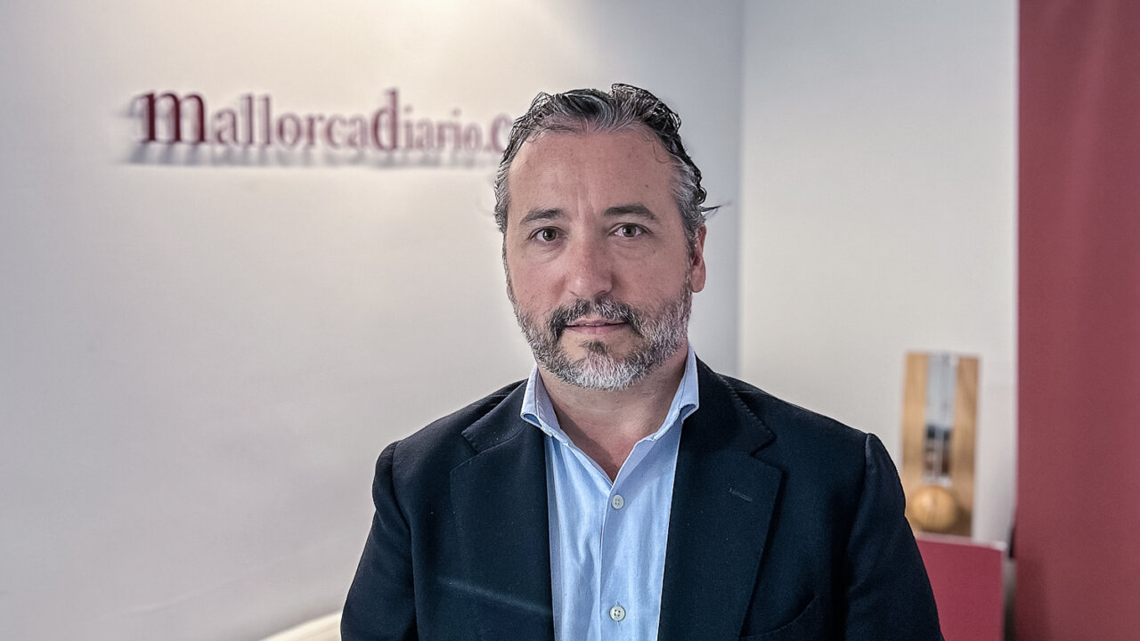 Fernando Rubio en la redacción de mallorcadiario.com. | Autor: Rafa Gil.