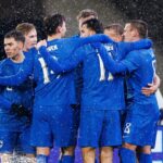 Jugadores de la selección de Finlandia celebrando un gol en un partido