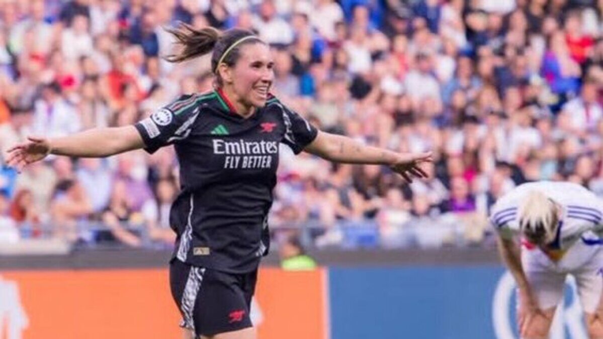 Mariona Caldentey celebrando un gol en un partido de f&uacute;tbol