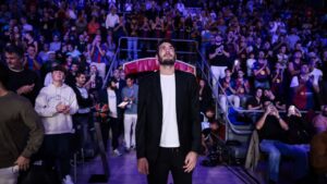 Álex Abrines recibiendo homenaje en el Palau Blaugrana