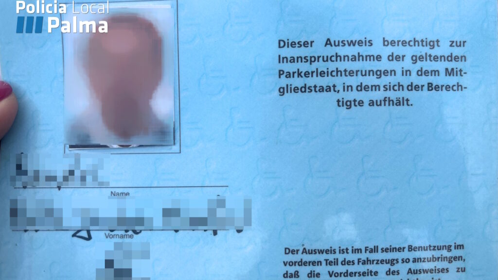 Investigan a una mujer de 72 años por usar una tarjeta PMR falsa en Palma