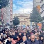 Multitud de autónomos marchando por las calles de Oviedo