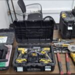 Caja de herramientas y herramientas recuperadas por la policía tras un robo.