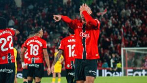 Jugadores del RCD Mallorca celebrando un gol en el estadio
