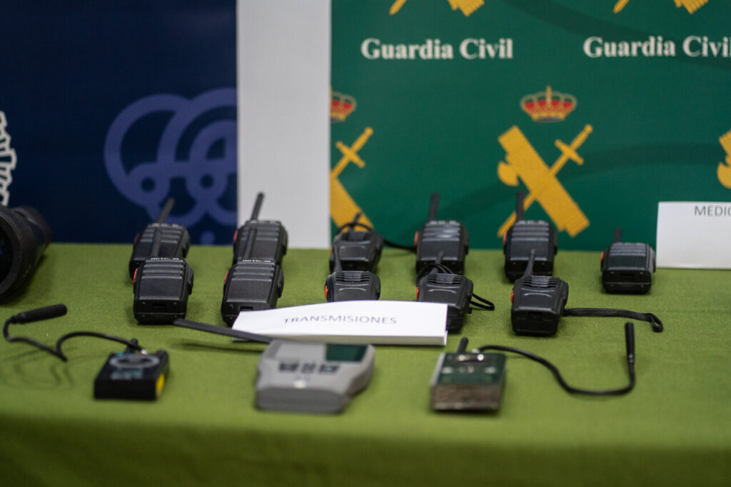 Equipos de comunicaci&oacute;n utilizados en la operaci&oacute;n Enroque Bal-Manso