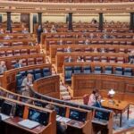 Vista del parlamento durante la aprobación de la ley ELA