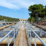 Planta de tratamiento de agua regenerada en Calvià con instalaciones modernas.