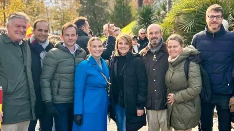 Miembros del PP Baleares en una protesta en Madrid
